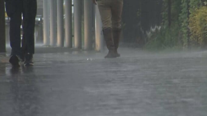 台風15号は夕方にかけ山梨県内に最接近見込み　甲府市で大雨警報、笛吹市で大雨警報と洪水警報発表　|　山梨のニュース | ＵＴＹテレビ山梨