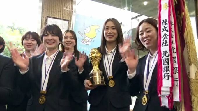 日本リーグ前人未到の10連覇 ハンドボール女子・北國銀行ハニービーが喜びを報告　|　石川県のニュース｜MRO北陸放送