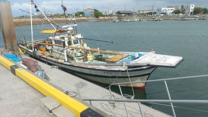 海上で男性の遺体発見…漁船から乗組員が海に転落、行方不明に　身元の確認進める　山口・宇部沖　|　山口のニュース・天気・防災｜tys NEWS｜ｔｙｓテレビ山口