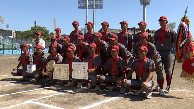 浜松開誠館ナイン甲子園で堂々と行進！全国高校野球選手権が開幕＝静岡県|TBS NEWS DIG
