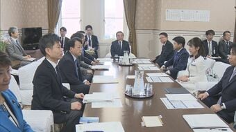 新年度予算案　13日の締めくくりの質疑を坂本予算委員長が職権で決定|TBS NEWS DIG