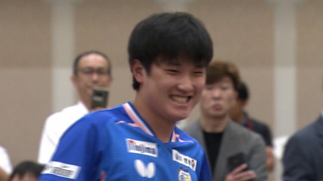 「岡山リベッツに優勝を届ける」新加入の張本智和選手も意気込み 卓球Tリーグシーズン開幕前に岡山リベッツの壮行会【岡山】|TBS NEWS DIG