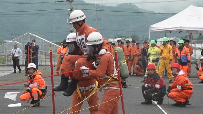 消防隊員が救助技術を披露　引揚げ救助など7種目でスピードや正確性競う　山梨|TBS NEWS DIG