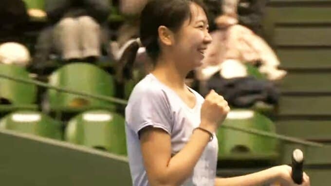 全日本ダブルス女王19歳・伊藤あおいがシングルスV 賞金1000万円は「ママチャリを買いたい」【SBCドリームテニス】|TBS NEWS DIG