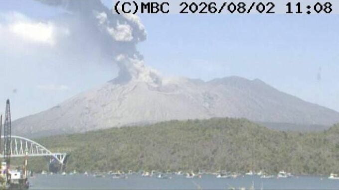 桜島が噴火　噴煙1800メートルまで上がる【きょう・あすの降灰予報】鹿児島|TBS NEWS DIG