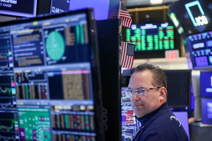 【米国市況】S&P500最高値に接近、米イラン再協議期待で－原油大幅安