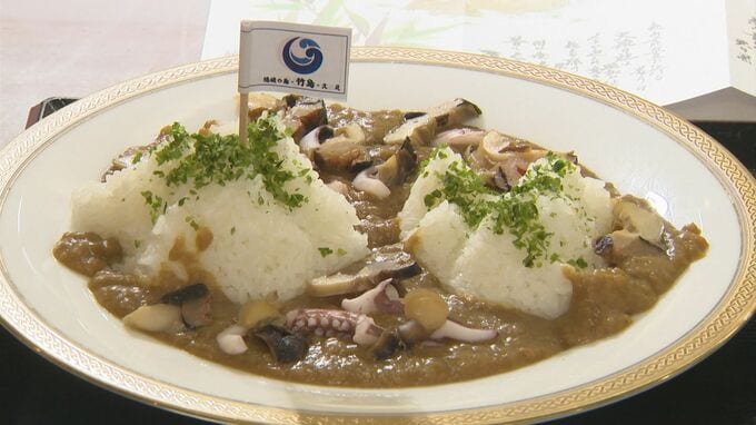 竹島を模したライスの山に「日の丸」を立てて…島根県庁食堂で「竹島海鮮カレー」好評　2月22日「竹島の日」を前に販売　|　BSSニュース | BSS山陰放送