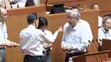 福岡県議会"ドン"蔵内氏後任の新議長を決める選挙　まさかの同票の末「くじ引き」で自民党議員が選出　|　福岡のニュース｜RKB NEWS｜RKB毎日放送