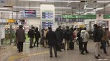 走行中の東北新幹線の車両の連結部分、また外れる 一時運転見合わせ 盛岡駅も混雑|TBS NEWS DIG