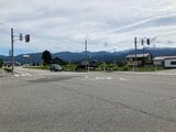 「赤信号で進入した」県道交差点で乗用車と軽乗用車が衝突事故…1人死亡・2人軽傷 乗用車が信号無視か 富山・入善町 | 富山のニュース|天気・防災|チューリップテレビ