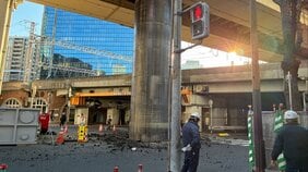 新御堂筋の一部エリアが通行止めに　下水道工事の影響でパイプが地中からせり上がったか　大阪市・北区|TBS NEWS DIG