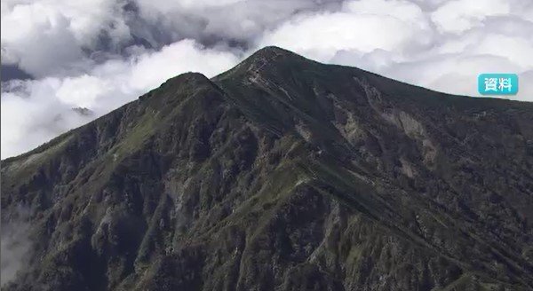 北アルプス爺ヶ岳　山中に白骨化した遺体　県警ヘリが発見　バックカントリー中に行方不明　東京の60代男性か　長野|TBS NEWS DIG