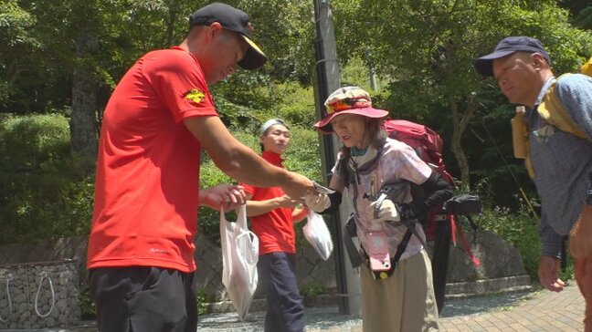 北岳で遭難が増加 去年同時期のおよそ2倍 登山口で警察が緊急山岳指導 山梨|TBS NEWS DIG