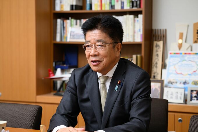 加藤財務相、Ｇ20など一連の国際会議に出席へ－衆院選終盤の10月下旬