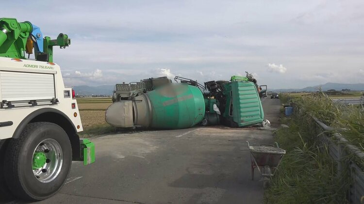 img_1bddb03ccbc24642872a8f99af