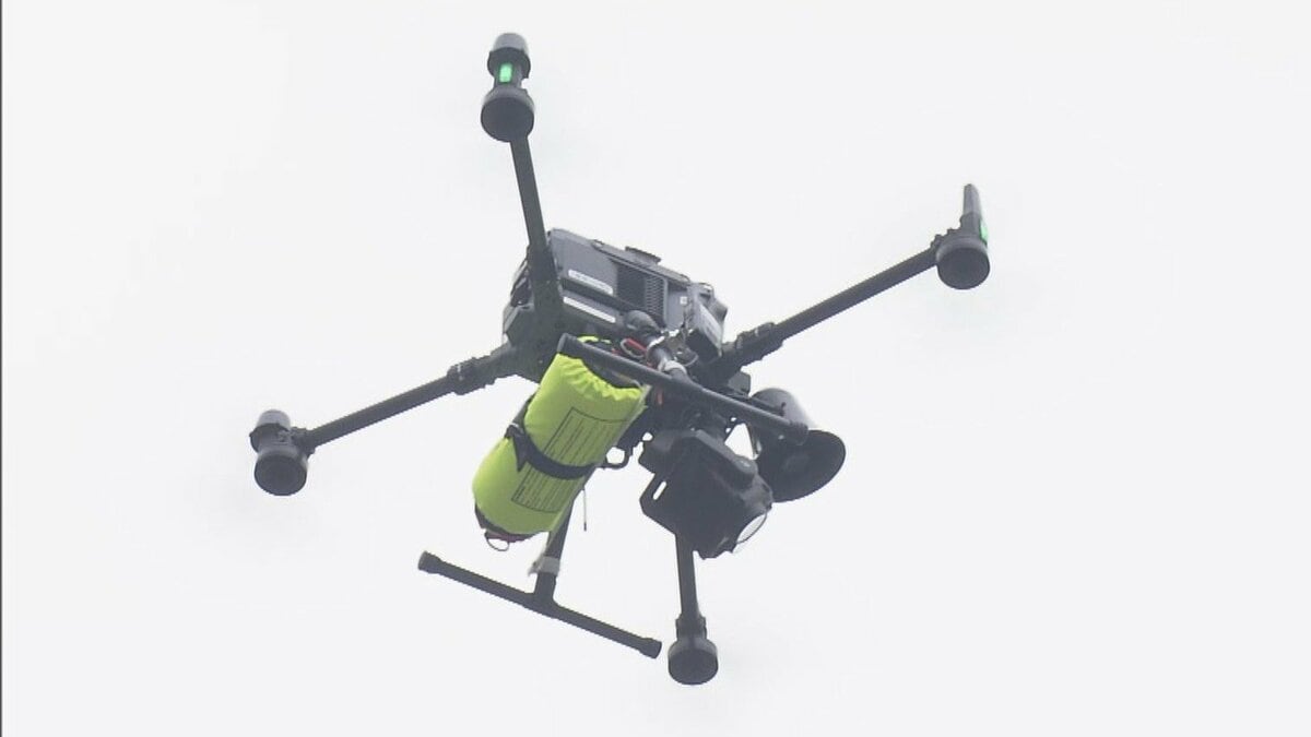 愛知･豊橋市で｢水難救助対応型ドローン｣導入 浮き輪投下やスピーカーで呼びかけも… 赤外線カメラ搭載で夜間でも捜索可能に