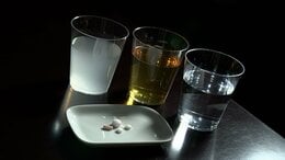 「風邪薬」をジュースやスポーツドリンクなどで飲んでも大丈夫？ 子供にアイスを混ぜた薬をあげてもいいの？【薬剤師に確認してみた】|TBS NEWS DIG