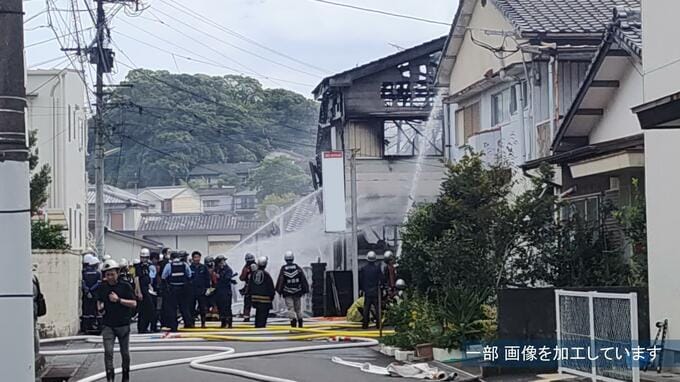 【速報・更新】2階建ての民家で火災　住民の1人と連絡取れず　通報から1時間後「火の気はおさまった」　島原市湖南町|TBS NEWS DIG