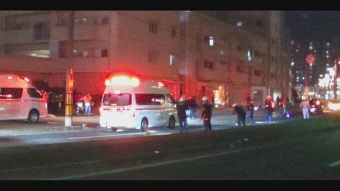 バイクが歩行中の高齢夫婦(89)をはねる事故　夫が意識不明の重体　妻と運転手も搬送　道路横断中か　広島|TBS NEWS DIG