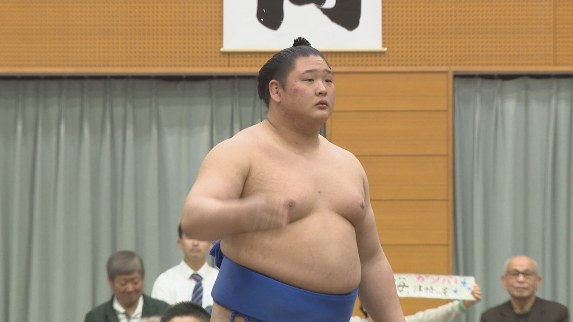 幕内・欧勝海は外掛けで勝ち3勝目 大相撲春場所12日目 | 石川県の