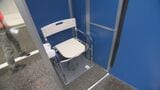 災害時のトイレの衛生問題解決へ マンホールトイレ設営訓練 個別で捨てられる新設備”ラップ式トイレ”も 　|　石川県のニュース｜MRO北陸放送