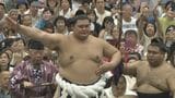 横綱・大の里はタイミングよくはたきが決まり4連勝 大相撲九州場所4日目|TBS NEWS DIG