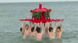 「大寒」裸で神輿をかつぎ海へ　無病息災を願う　|　熊本のニュース｜RKK NEWS｜RKK熊本放送