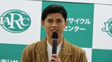 【 小島よしお 】服を着てネタ披露「服を着ている方が恥ずかしい」　〝作り出したギャグ〟への愛「捨てるという意識はない」|TBS NEWS DIG