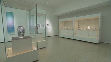 ロイヤル コペンハーゲンなど北欧の陶磁器集めた展覧会 生活用品に芸術