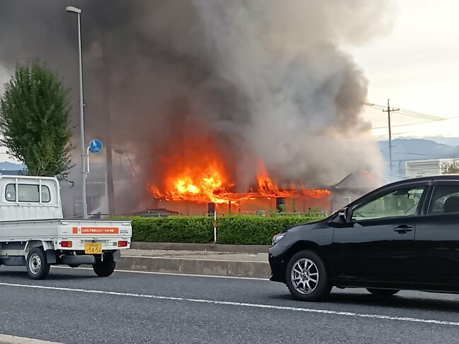 【速報】鳥取市内で火災発生　炎上中　消火活動続く|TBS NEWS DIG