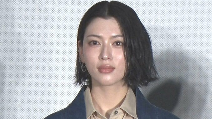 【 三吉彩花 】　アニメ声優初挑戦で　毎日胃がキリキリも　現場は〝脚の長さで圧倒〟　エンディング曲は大泉洋|TBS NEWS DIG