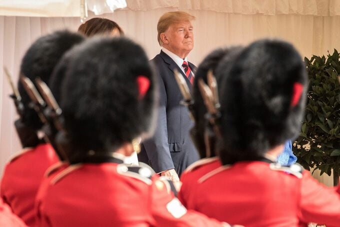 英国、「王室好き」なトランプ氏懐柔狙う－16日から２度目の公式訪問