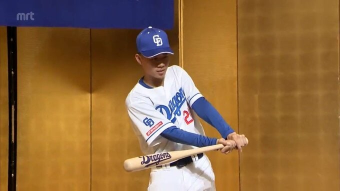 中日ドラゴンズから育成1位指名　中村奈一輝選手（宮崎商）　入団会見|TBS NEWS DIG
