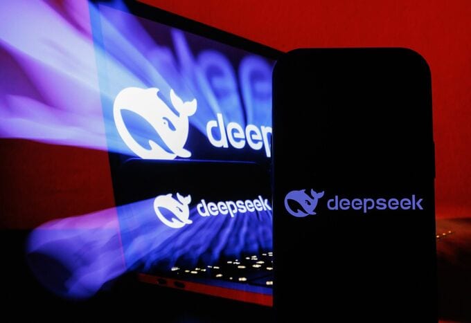 中国DeepSeek創業者、汎用人工知能の実現目指す－1.6兆円調達進む