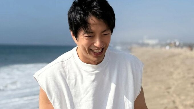 【 大沢たかお 】米LA・ベニスビーチでリラックスの笑顔 フォロワー歓喜「空よりも波よりも眩しい」|TBS NEWS DIG