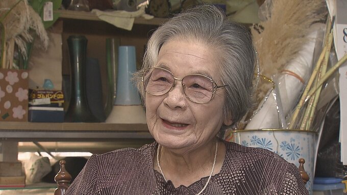 「花を生け生け、息絶えたい」99歳の女性  JRの駅に毎週生け花を|TBS NEWS DIG
