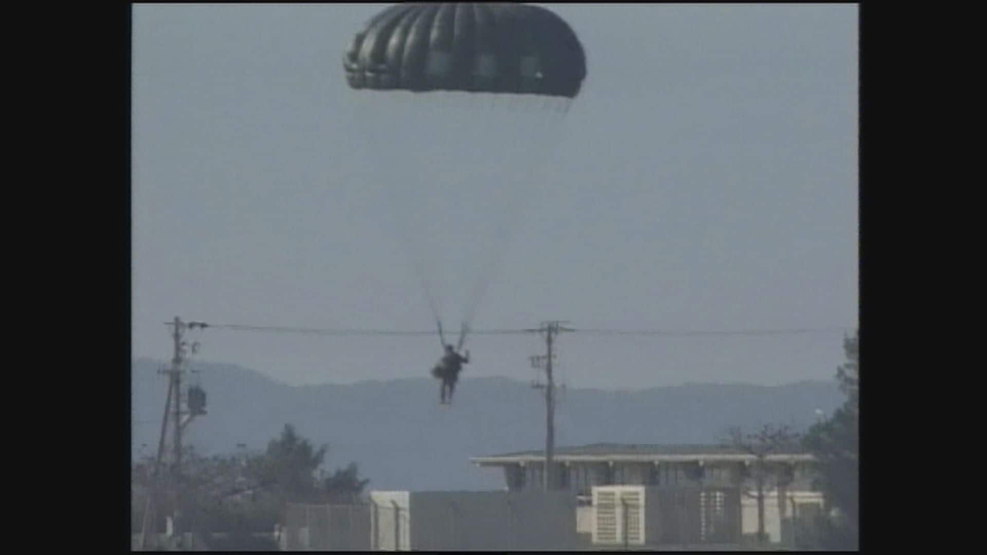 米軍 名護市大浦湾沖で17年ぶりのパラシュート降下訓練へ 辺野古移設
