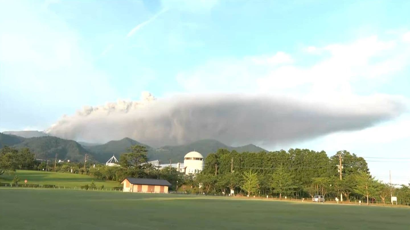 霧島連山・新燃岳噴火続く 6日は火砕流とみられる現象も | TBS NEWS DIG