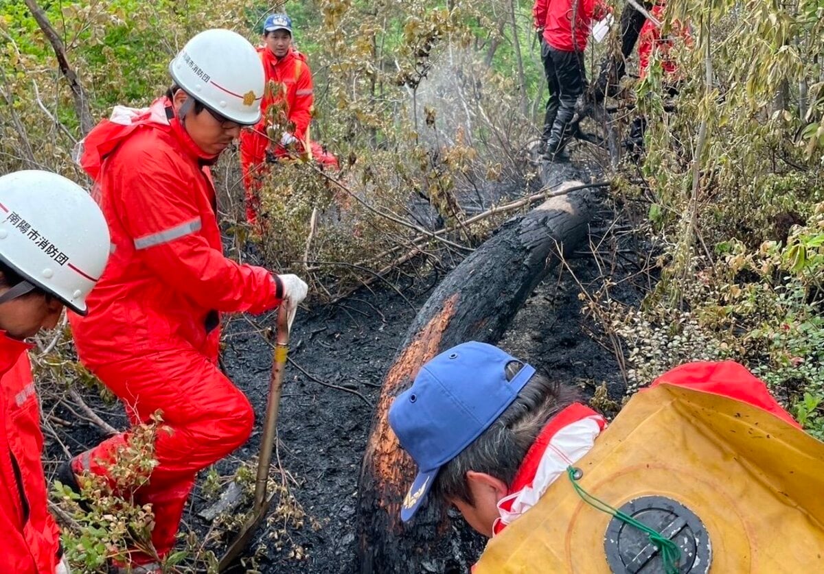 燃え広がった原因は”土” 山形県南陽市の山火事 未だ鎮火ならず 鎮火まで時間がかかる原因も”土” | TBS NEWS DIG