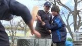 【一足早く正月の味を】 放課後児童クラブで餅つき大会が開催 学生ボランティアなど約100人が集まり臼と杵で餅つきに挑戦 愛媛・松山市|TBS NEWS DIG