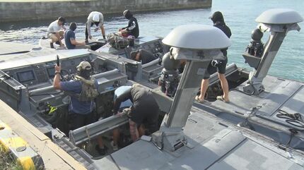 U.S. ARMY ミリタリージープ ミサイル付き(箱付き、日本製:ALPS社) 日米共同訓練 11日から九州沖縄などで始まる 石垣島には地対艦ミサイル