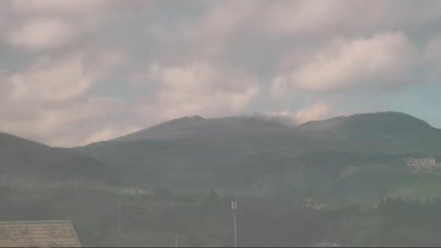 新燃岳で噴火　噴煙100ｍ【きょう14日・あす15日の降灰予報】鹿児島・宮崎|TBS NEWS DIG