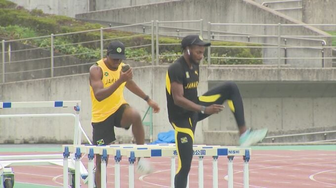世界陸上に向けジャマイカ選手団が鳥取で事前キャンプ開始　男子走り幅跳び・マクラウド選手らがトレーニング|TBS NEWS DIG