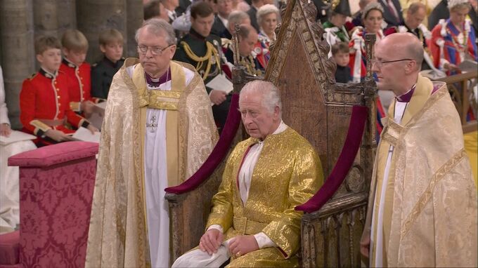 【速報】英チャールズ国王「戴冠式」始まる　ロンドン・ウェストミンスター寺院　約2キロの行進後、到着|TBS NEWS DIG