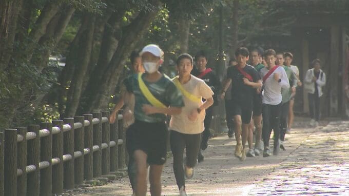 「赤池先生のもとで駅伝をしたい…生徒間でも話して集団転校を決めました」強豪校からの集団転校で揺れた鳥取城北高校男子駅伝部　在校生は当初困惑「本当はこうはなりたくなかった…」　激動の6か月、ネット炎上乗り越え新たなスタート|TBS NEWS DIG
