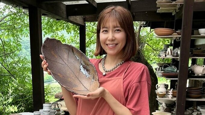 【緒方かな子】「絵でも何でも完成した瞬間が1番嬉しいですよね」　陶芸教室で作った葉っぱ型お皿を披露|TBS NEWS DIG