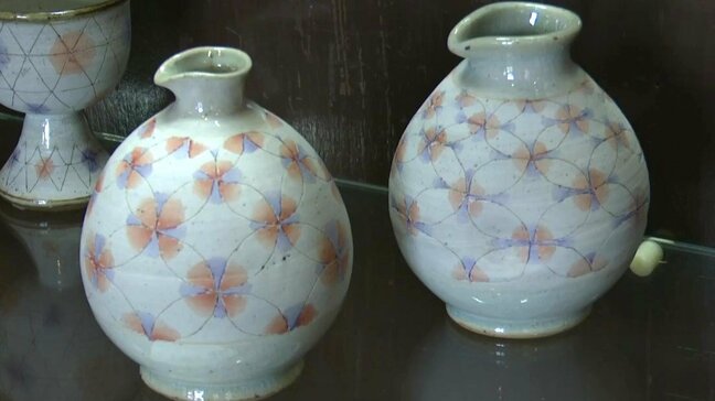 磁器のシャープさと土の温かみが融合「半陶半磁」の作品展 熊本県八代市|TBS NEWS DIG