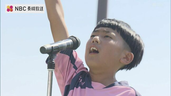 「サッカーの力で世界に平和と笑顔を広げることを誓います」長崎と広島の小学生が平和祈念サッカーマッチ|TBS NEWS DIG