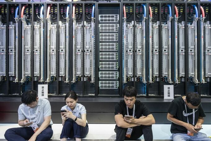 中国テック株、米大手比で割安幅が今年最大－AI進展が回復の鍵