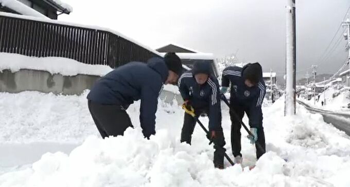 【石川・大雪情報】8日にかけて強い冬型の気圧配置続く 再び警報級の大雪のおそれ【5日正午現在】　|　石川県のニュース｜MRO北陸放送